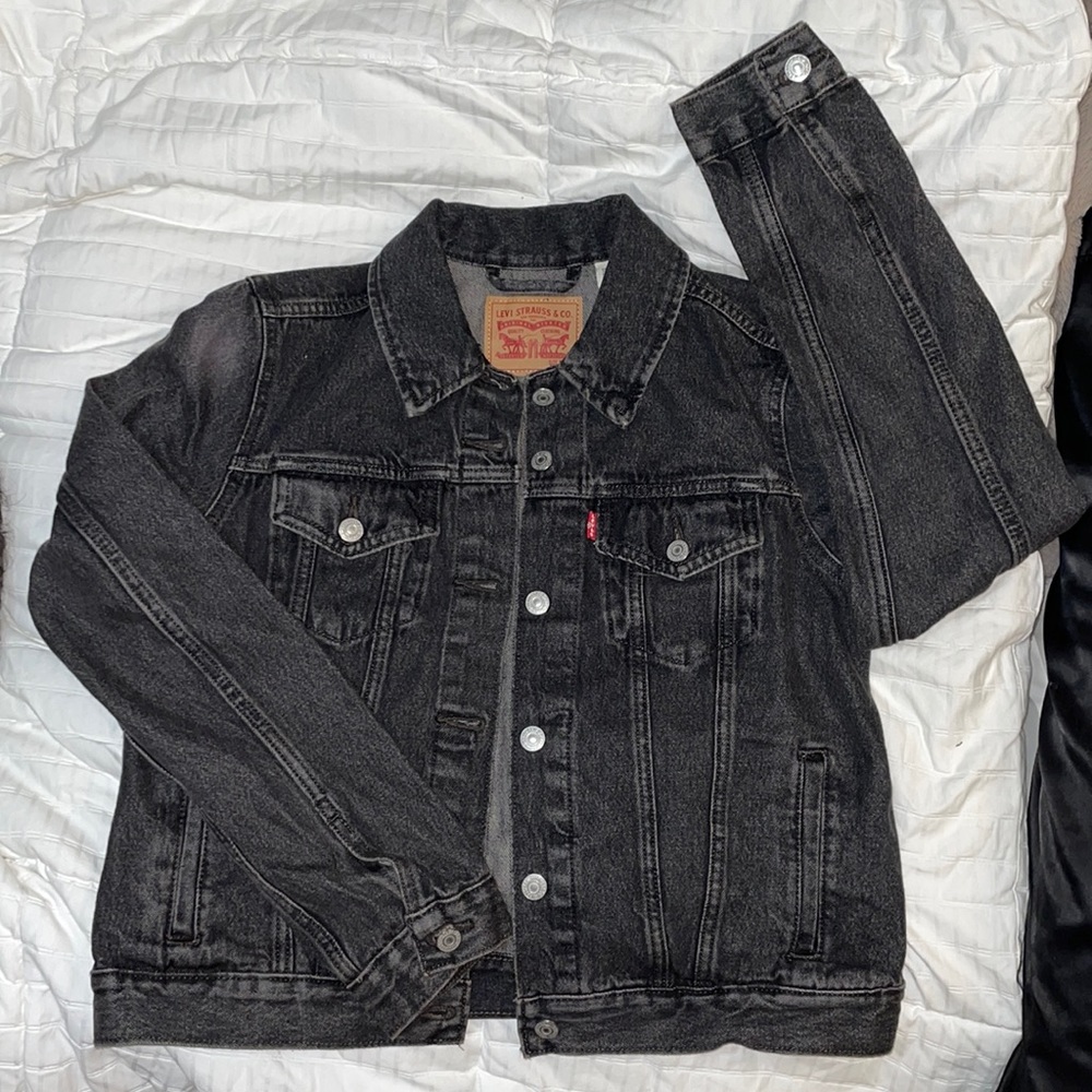 Levi’s Original Jean Trucker Jacket- Washed Black